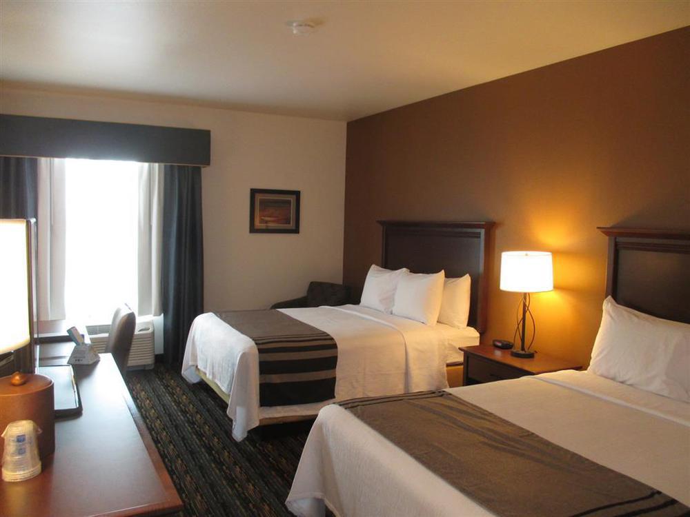 Best Western Plus Casper Inn & Suites Room photo